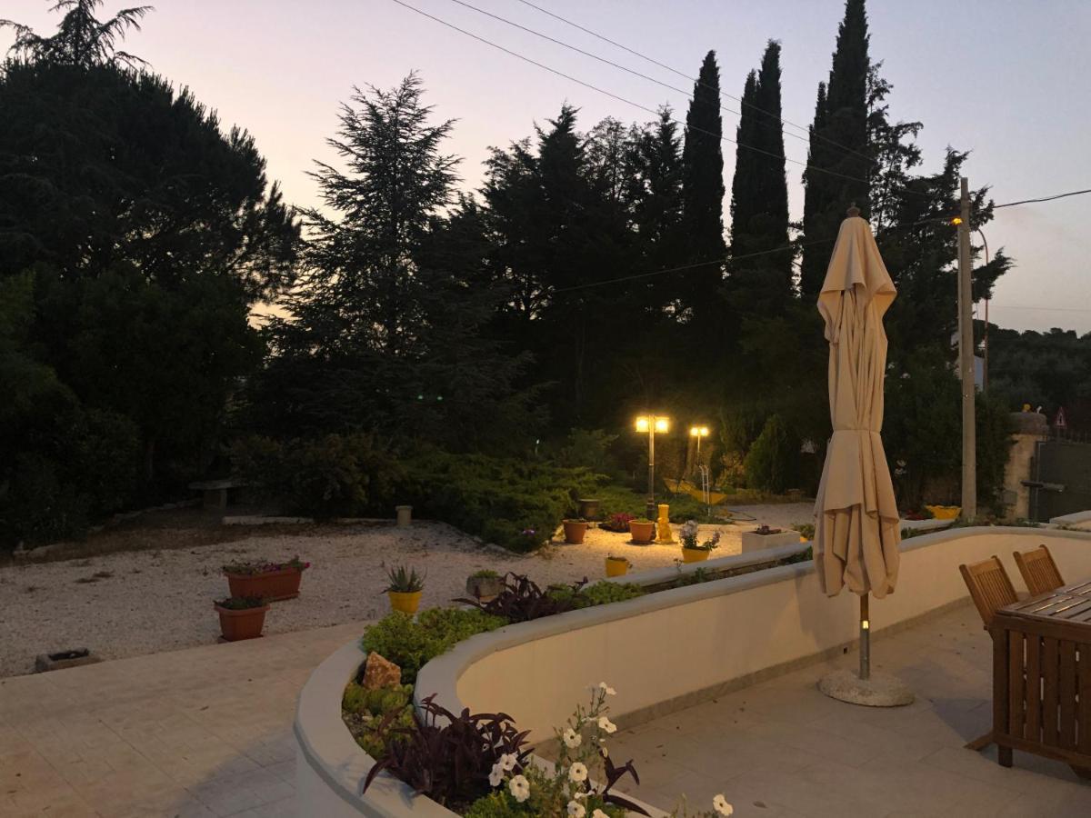 Casa Vacanza I Cedri Martina Franca Exterior foto